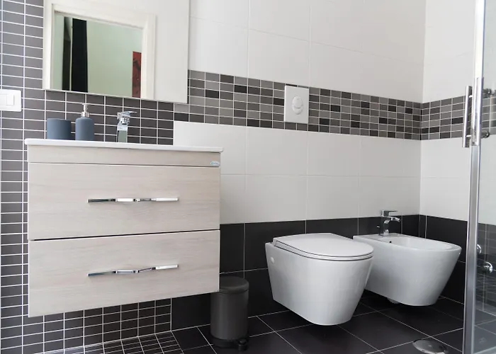 Essential Botanic 3*