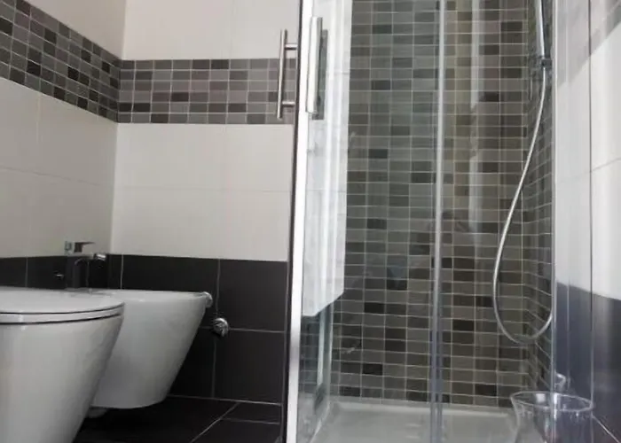 Essential Botanic 3*